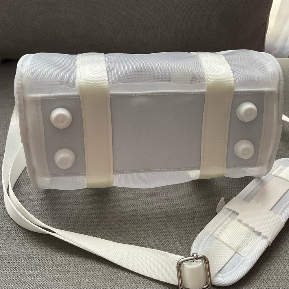 Alo Yoga Mini Sheer Duffle Bag White - Picture 7 of 10